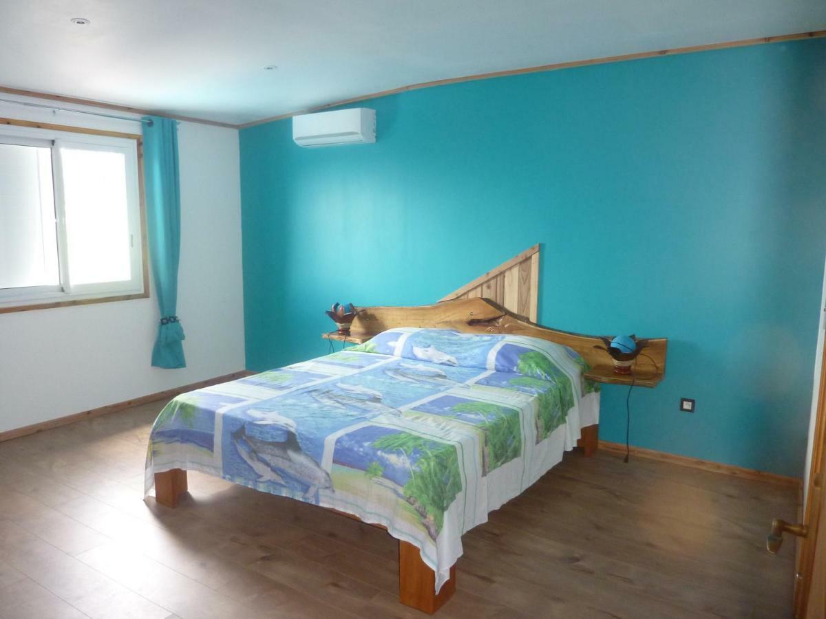 Bed and Breakfast La Pointe Au Corail Сент-Роз Экстерьер фото